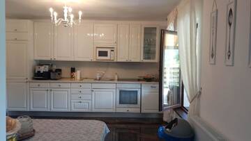 Фото номера Дом с 8 спальнями Гостевой дом Casa Davideea г. Колибица 6